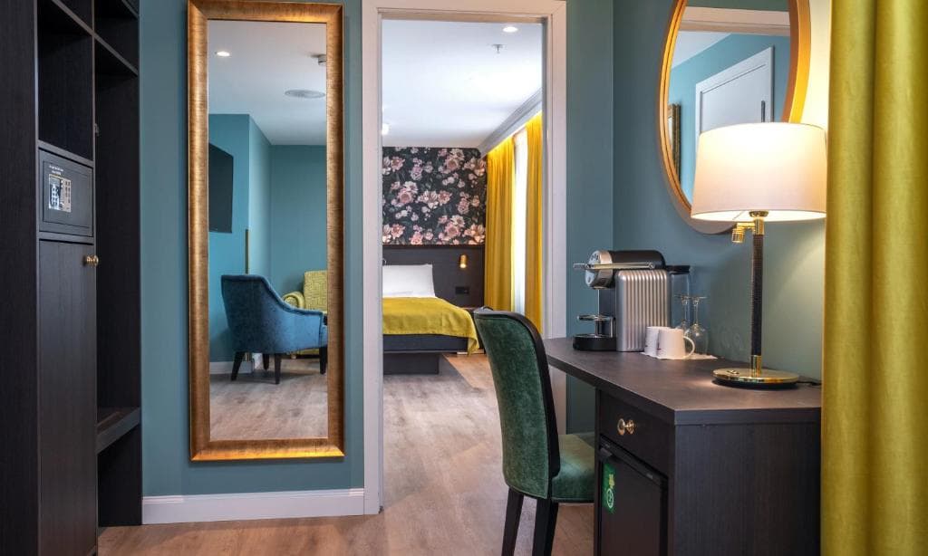 Thon Hotel Høyers